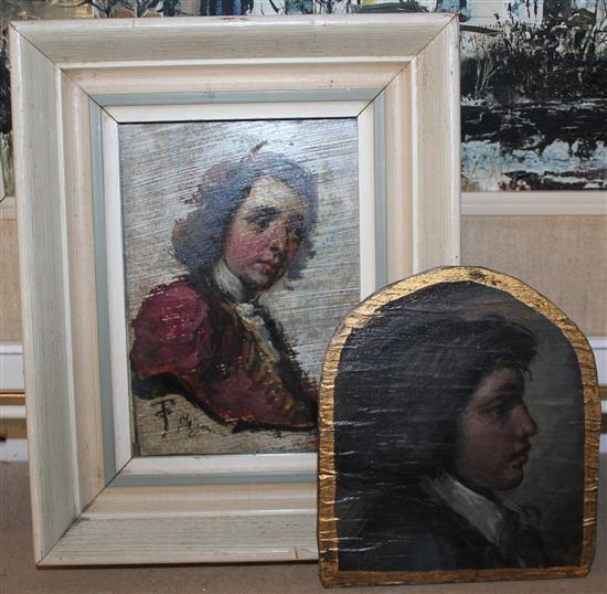 2 miniatures